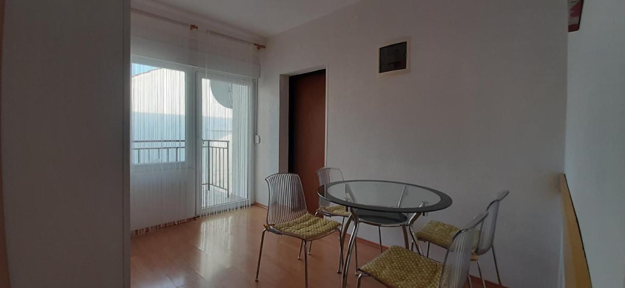 Apartment House Perkov プリモシュテン エクステリア 写真